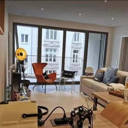 Cozy&comfy 1br W Terrace&parking Apartment *